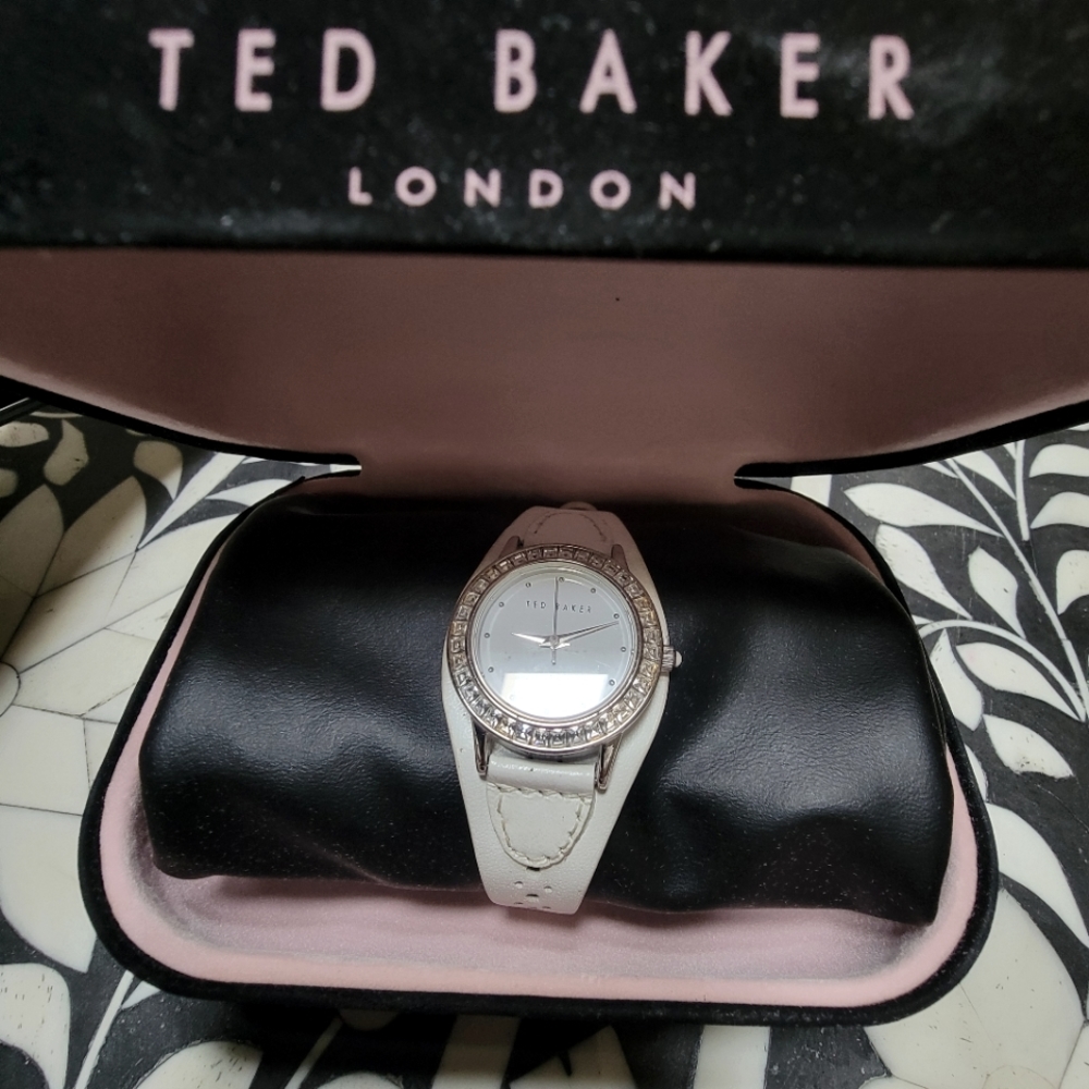 Ted Baker White Chunky Sporty Watch with Diamonds